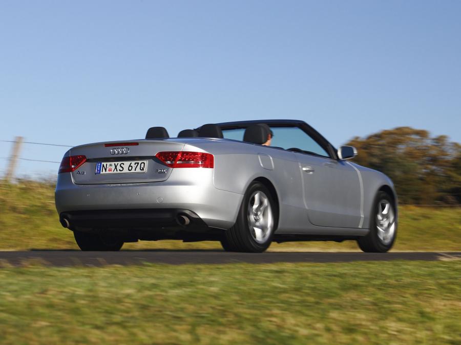  Audi A5 Cabriolet 2.0T 2009 года  (AU) (фото 10 из 22)